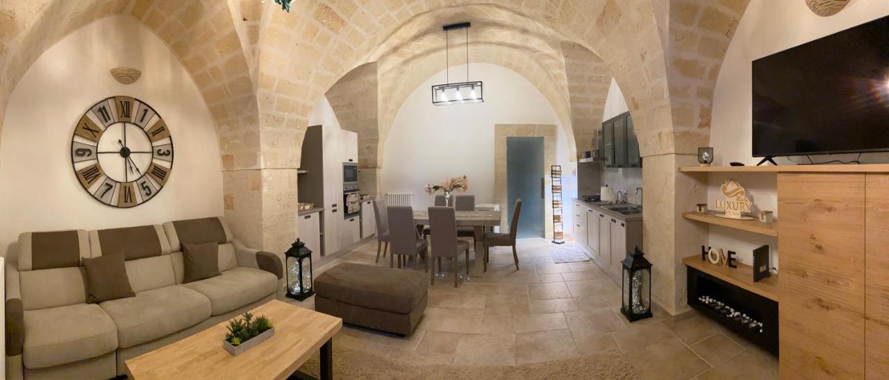 Lata Luxury Home Casa Vacanze Brindisi Eksteriør billede